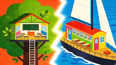 Ilustración dividida: un aula escolar en una casa del árbol versus un aula escolar en un velero