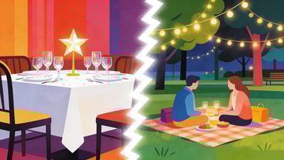 Podzielona ilustracja: elegancki stolik w restauracji pięciogwiazdkowej kontra intymny piknik z lampkami w parku