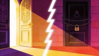 Geteilte Illustration: geheimnisvolle verzierte Tür mit goldenem Licht versus dunkle verschlossene Tür mit Ketten